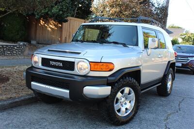 2007 Toyota FJ Cruiser   - Photo 1 - Seattle, WA 98103