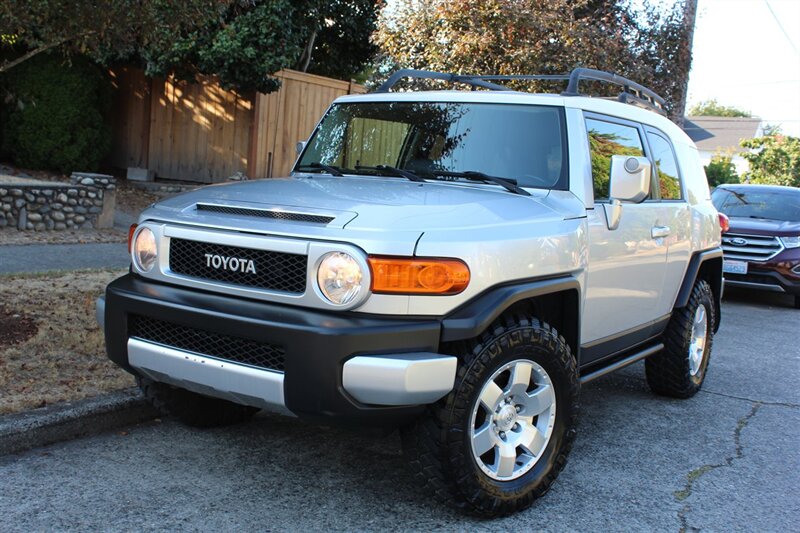 2007 Toyota FJ Cruiser - Photo 1 - Seattle, WA 98103