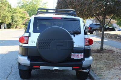 2007 Toyota FJ Cruiser   - Photo 6 - Seattle, WA 98103
