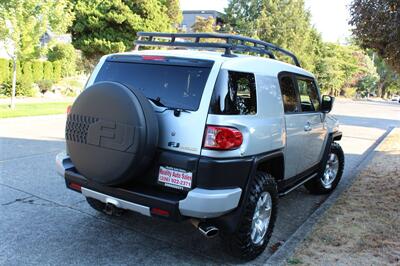 2007 Toyota FJ Cruiser   - Photo 5 - Seattle, WA 98103