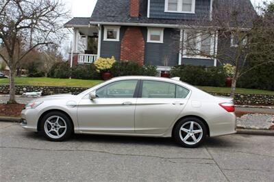 2014 Honda Accord Plug-In   - Photo 8 - Seattle, WA 98103