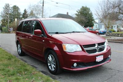 2014 Dodge Grand Caravan SXT 30th Anniversary   - Photo 3 - Seattle, WA 98103