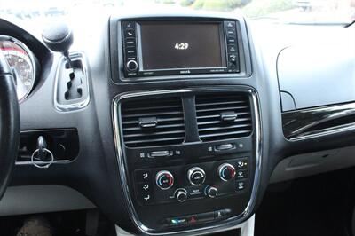 2014 Dodge Grand Caravan SXT 30th Anniversary   - Photo 12 - Seattle, WA 98103