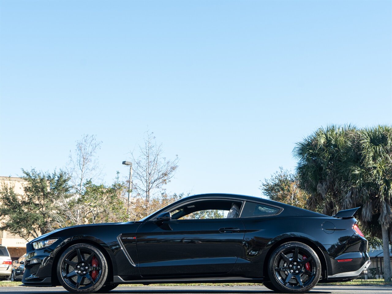 2017 Ford Mustang Shelby GT350   - Photo 39 - Bonita Springs, FL 34134