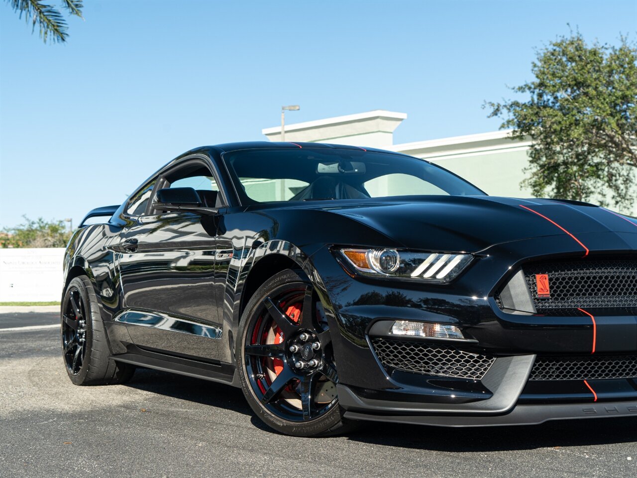 2017 Ford Mustang Shelby GT350   - Photo 28 - Bonita Springs, FL 34134