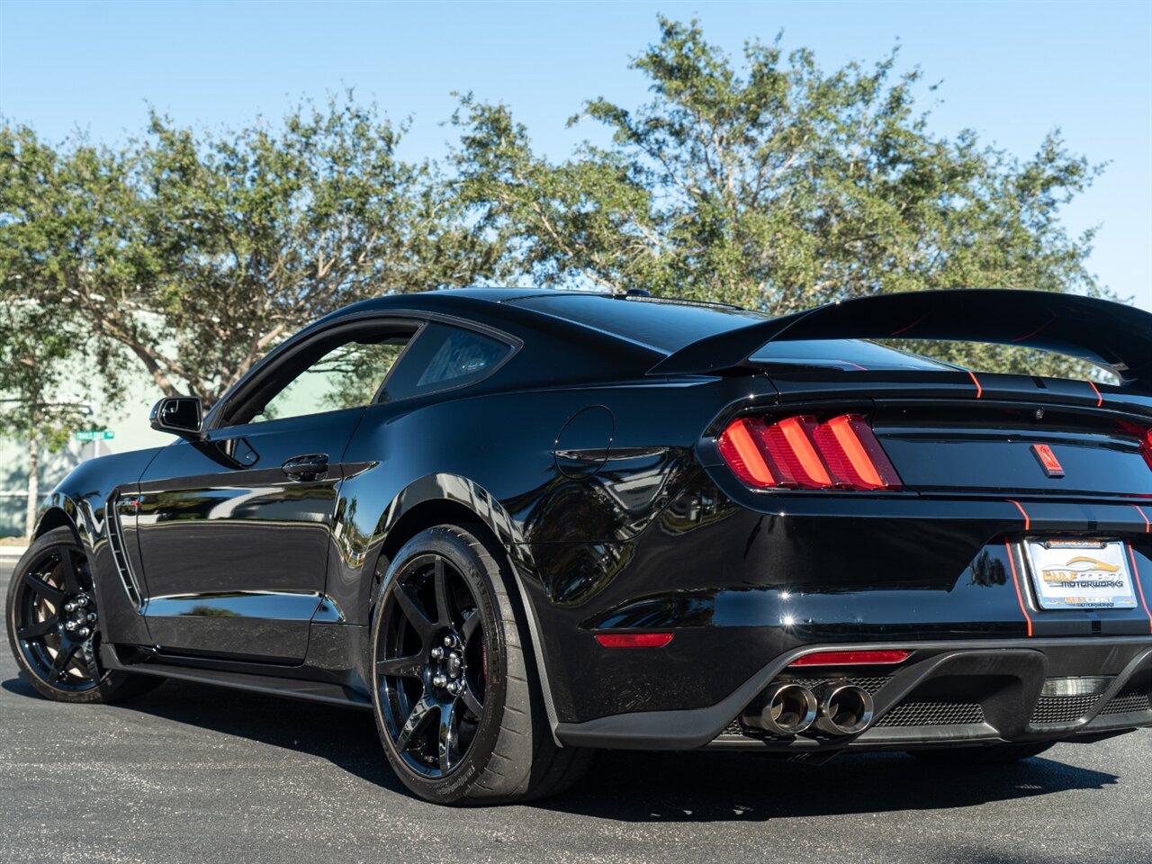 2017 Ford Mustang Shelby GT350   - Photo 42 - Bonita Springs, FL 34134