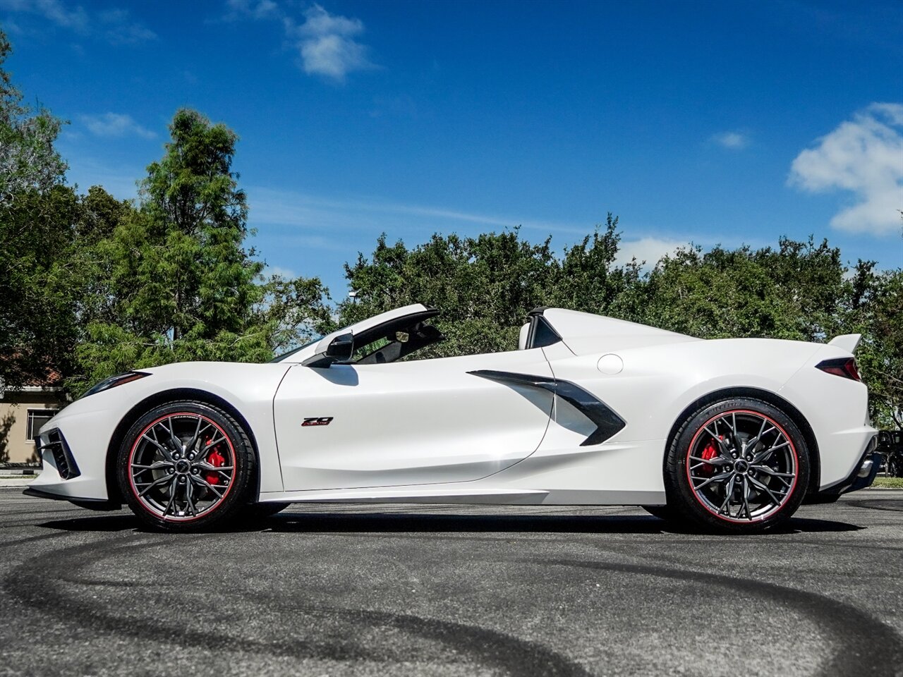 2023 Chevrolet Corvette 70th Anniversary   - Photo 32 - Bonita Springs, FL 34134