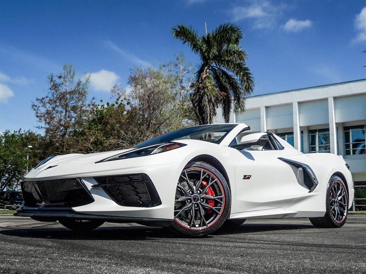 2023 Chevrolet Corvette 70th Anniversary   - Photo 11 - Bonita Springs, FL 34134