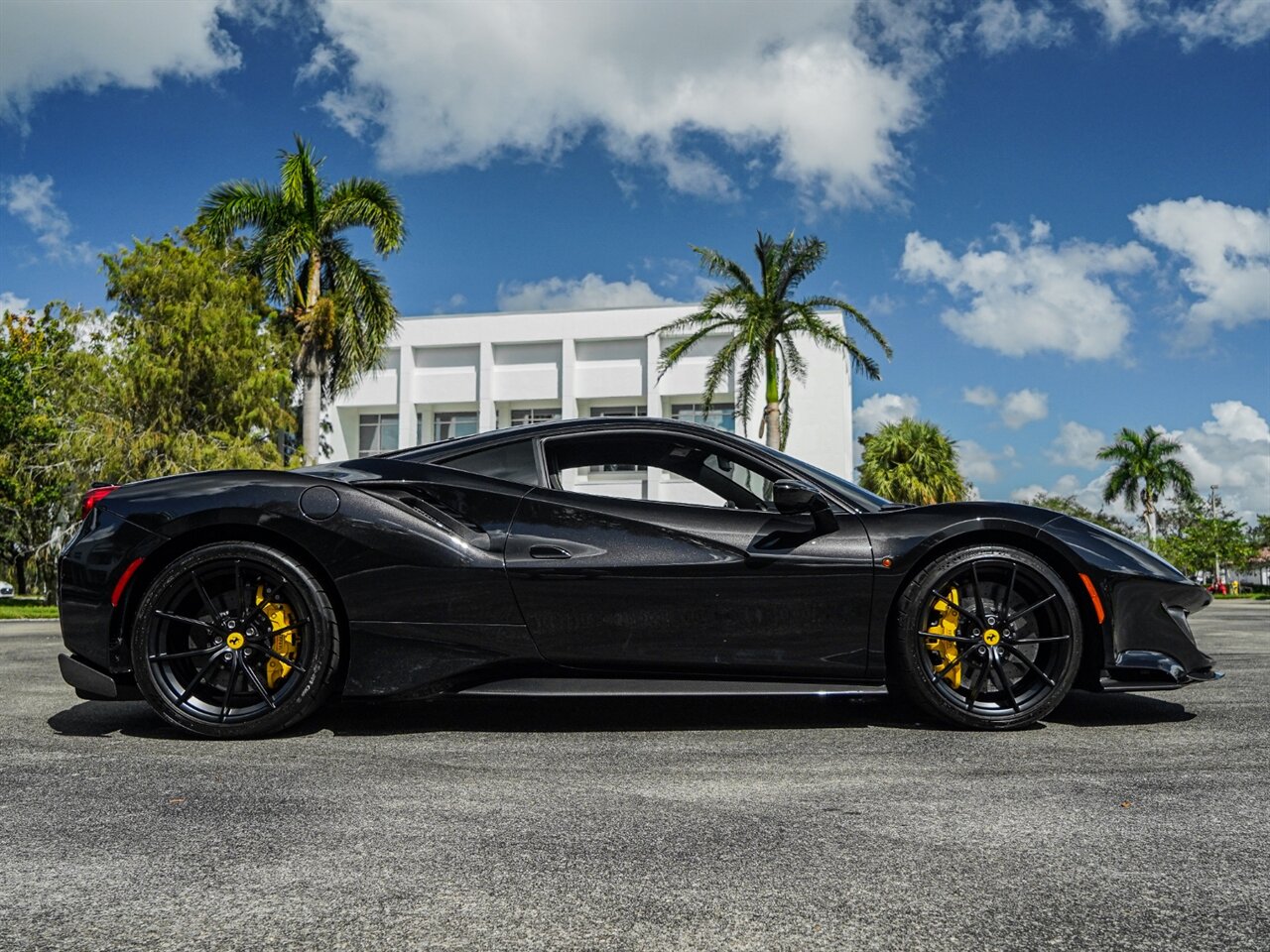 2020 Ferrari 488 Pista   - Photo 86 - Bonita Springs, FL 34134