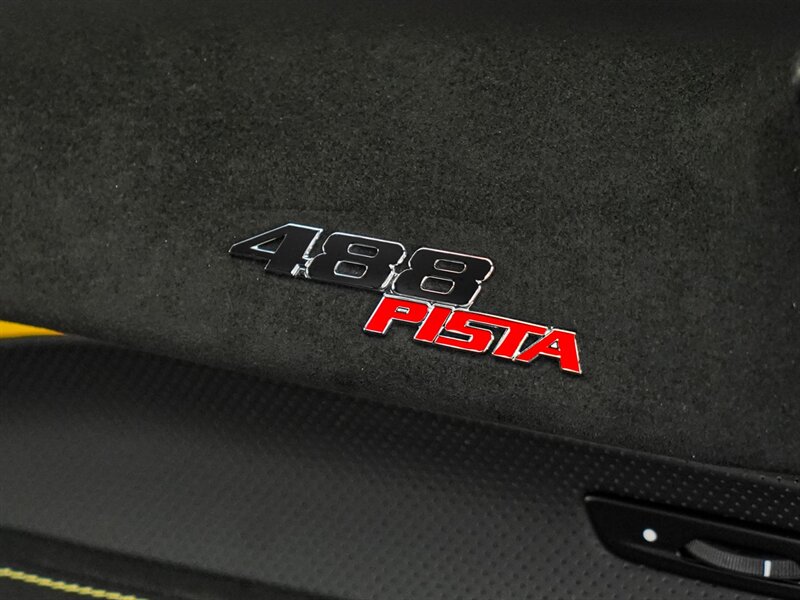 2020 Ferrari 488 Pista - Photo 39 - Bonita Springs, FL 34134