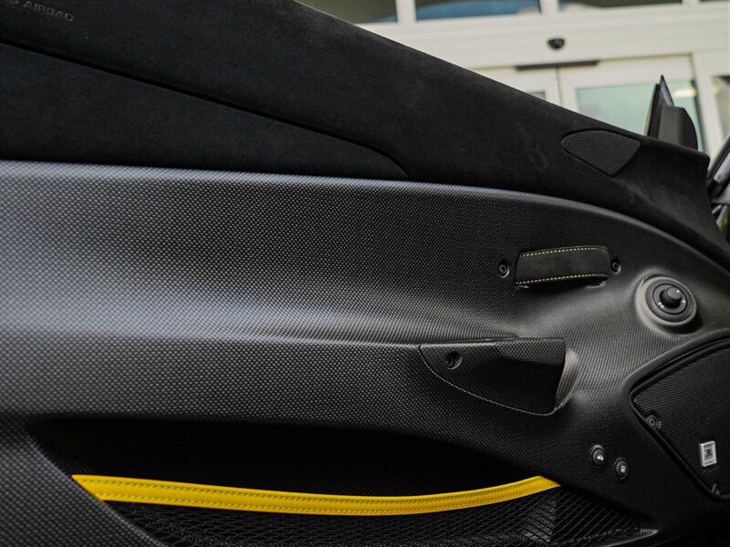 2020 Ferrari 488 Pista - Photo 24 - Bonita Springs, FL 34134