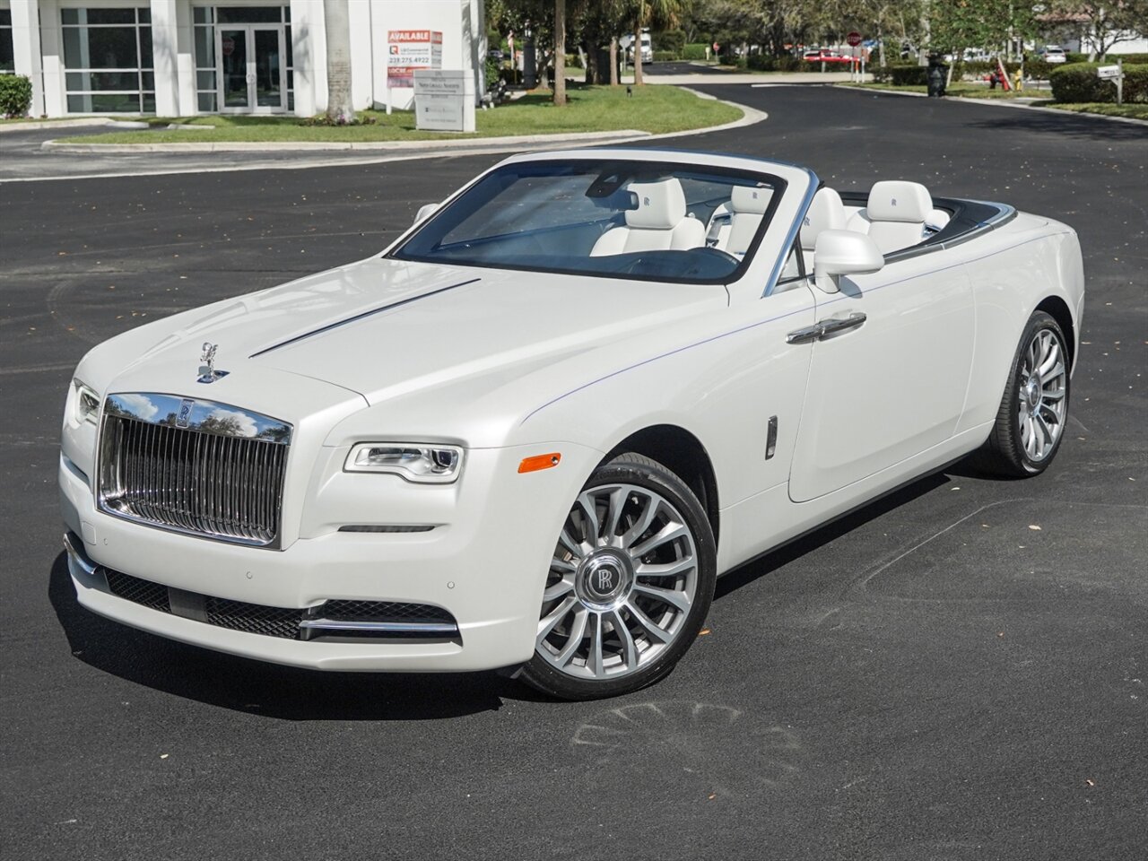 2017 Rolls-Royce Dawn   - Photo 10 - Bonita Springs, FL 34134