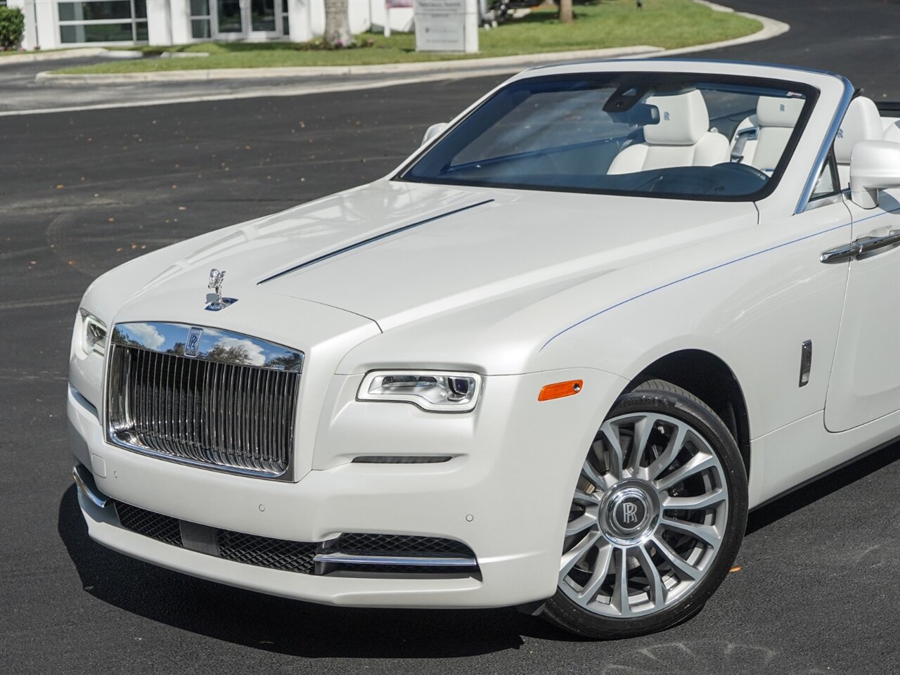 2017 Rolls-Royce Dawn   - Photo 9 - Bonita Springs, FL 34134