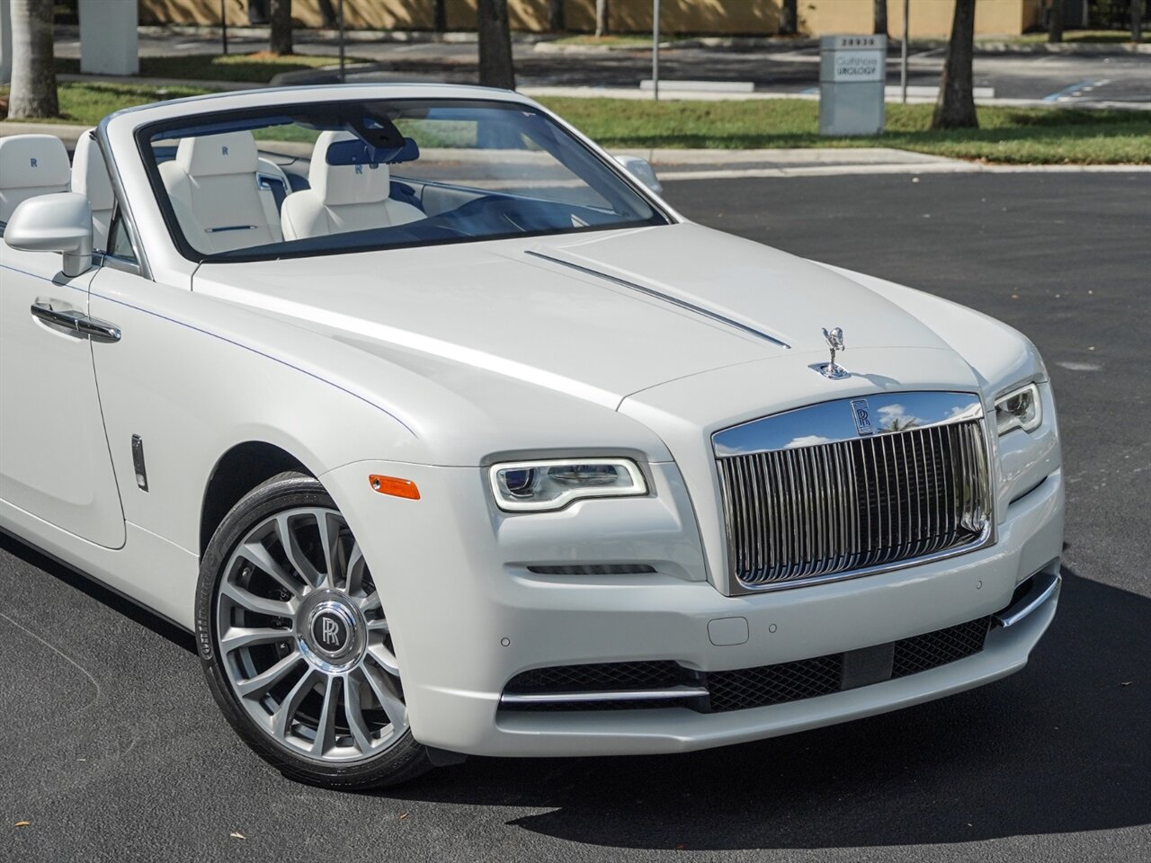 2017 Rolls-Royce Dawn   - Photo 70 - Bonita Springs, FL 34134