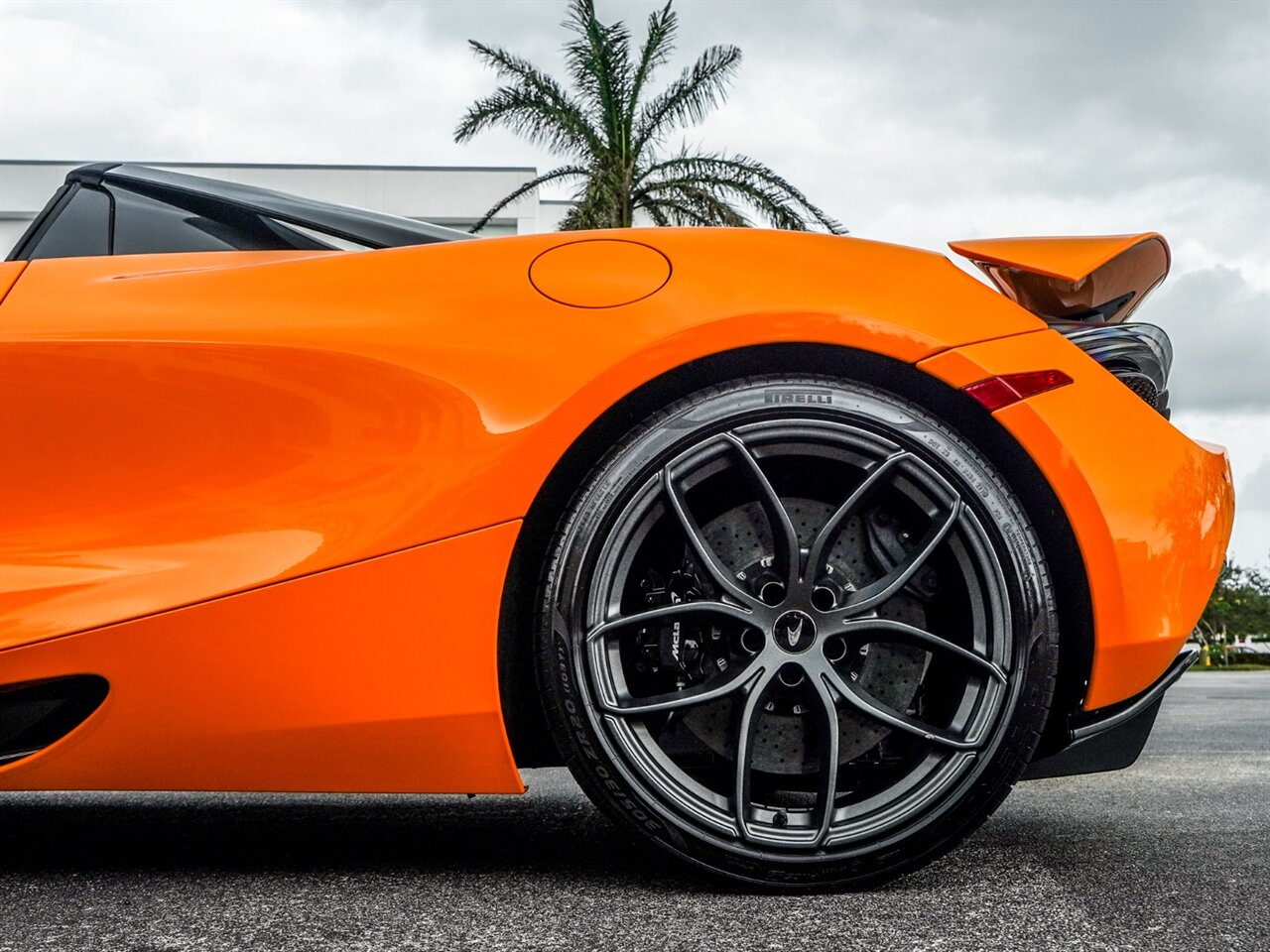 2020 McLaren 720S Spider Performance   - Photo 36 - Bonita Springs, FL 34134