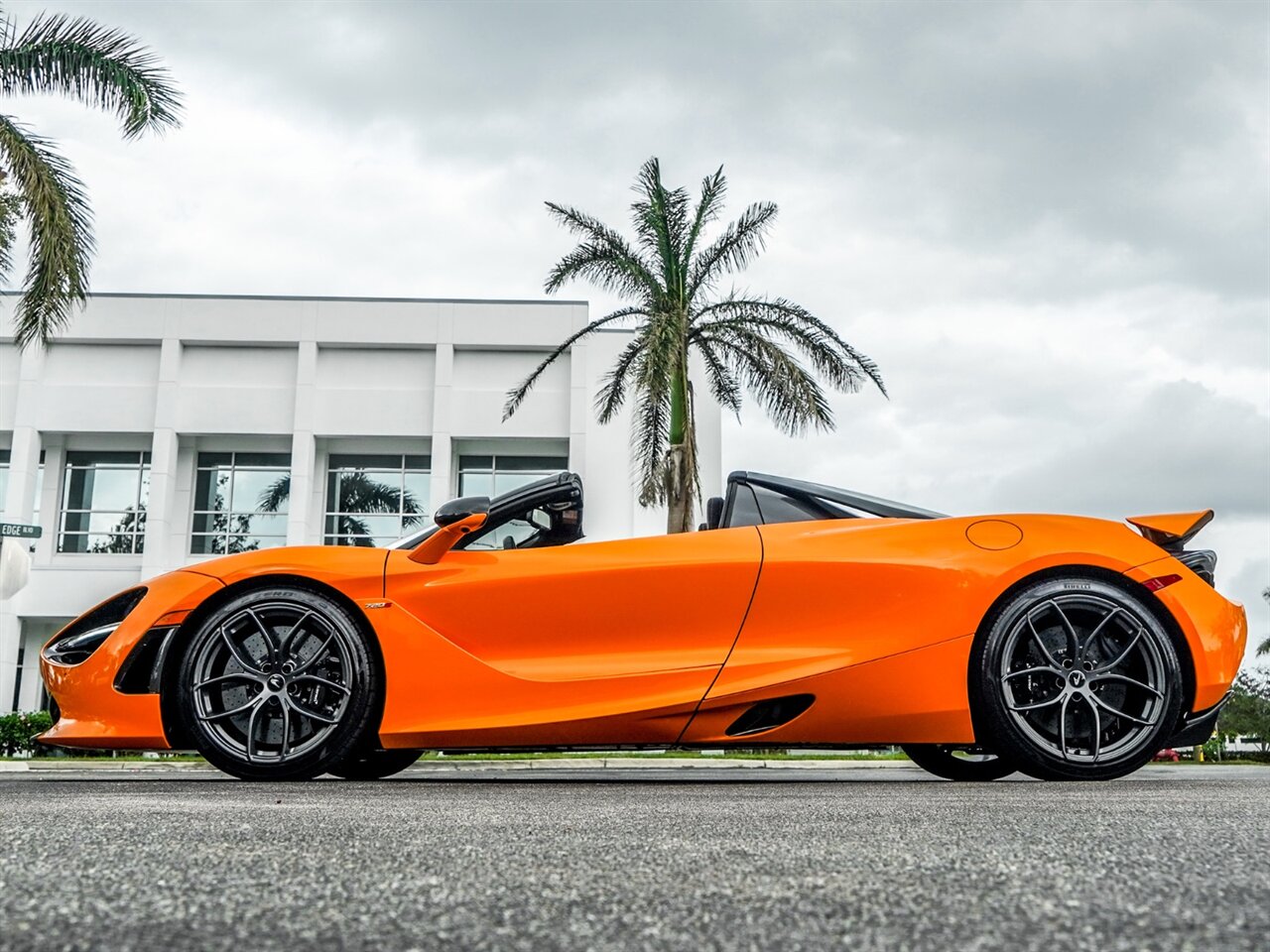 2020 McLaren 720S Spider Performance   - Photo 33 - Bonita Springs, FL 34134