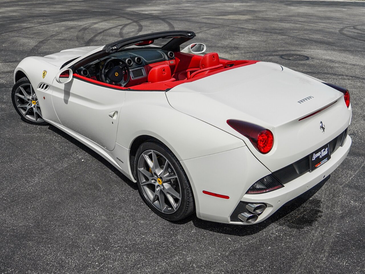 2012 Ferrari California   - Photo 51 - Bonita Springs, FL 34134