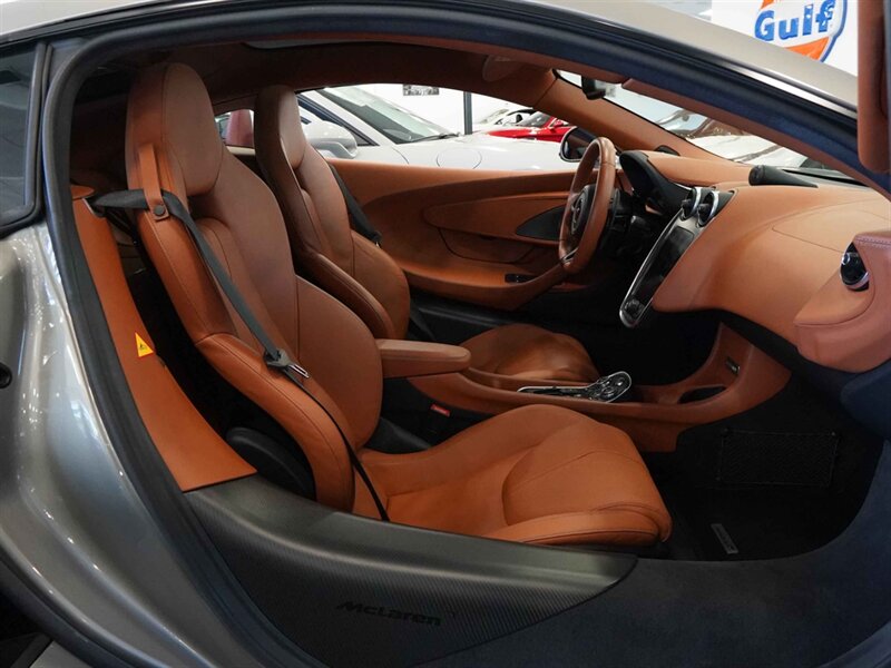 2017 McLaren 570GT - Photo 31 - Bonita Springs, FL 34134