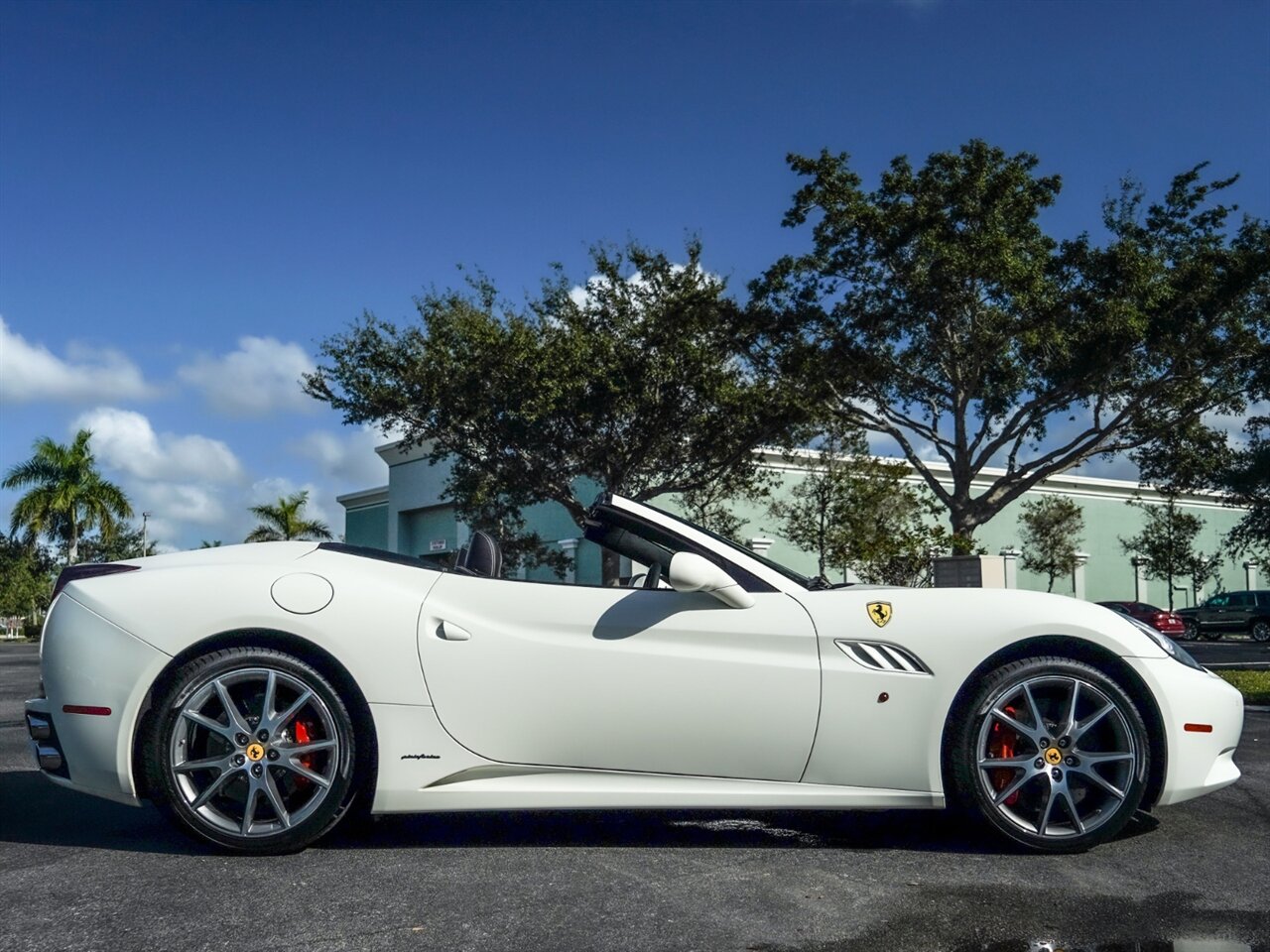 2014 Ferrari California   - Photo 40 - Bonita Springs, FL 34134