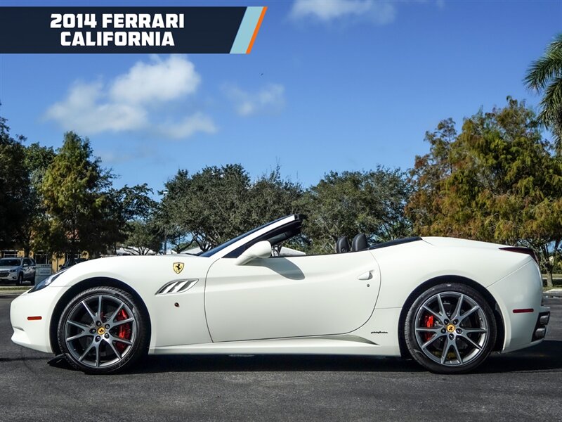 2014 Ferrari California   - Photo 30 - Bonita Springs, FL 34134