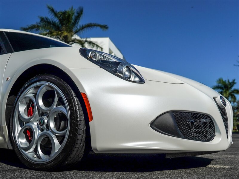 2017 Alfa Romeo 4C   - Photo 3 - Bonita Springs, FL 34134