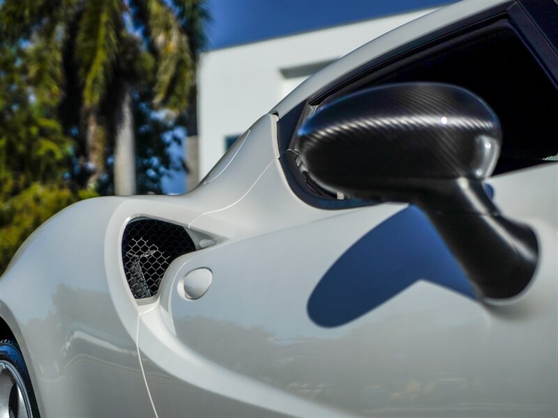 2017 Alfa Romeo 4C - Photo 39 - Bonita Springs, FL 34134