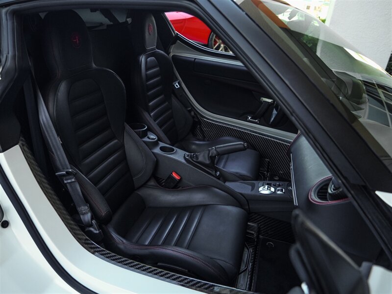 2017 Alfa Romeo 4C - Photo 24 - Bonita Springs, FL 34134