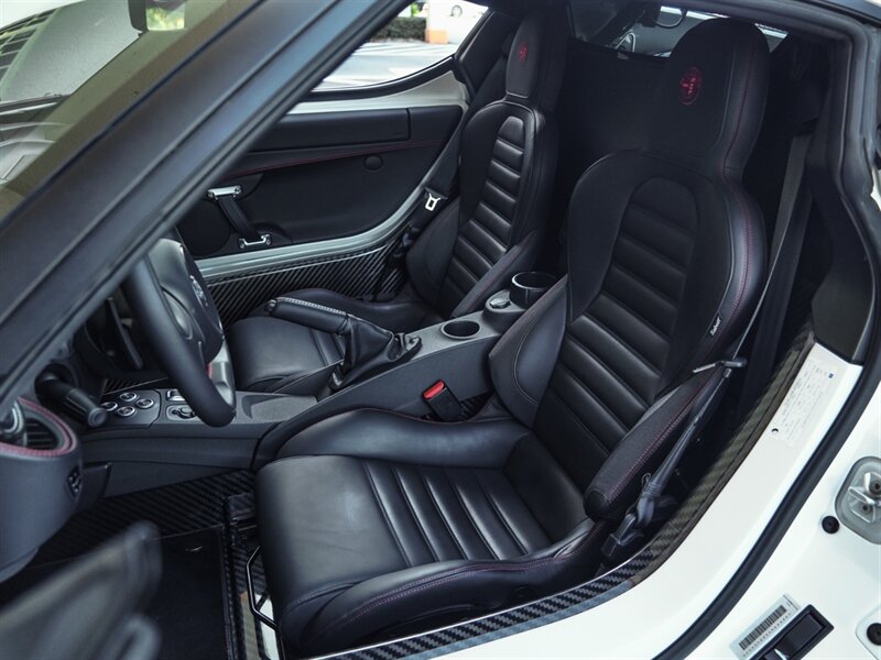 2017 Alfa Romeo 4C - Photo 18 - Bonita Springs, FL 34134