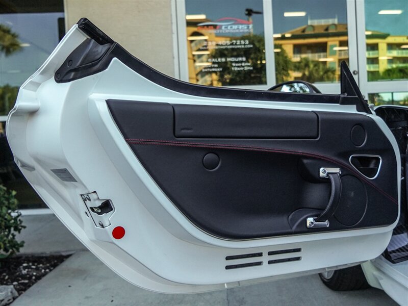 2017 Alfa Romeo 4C - Photo 20 - Bonita Springs, FL 34134