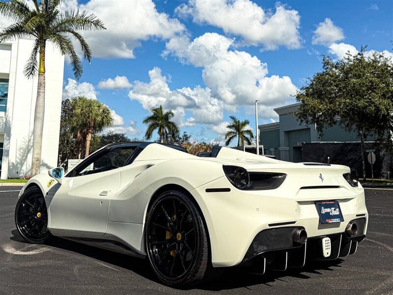 2018 Ferrari 488 Spider   - Photo 45 - Bonita Springs, FL 34134
