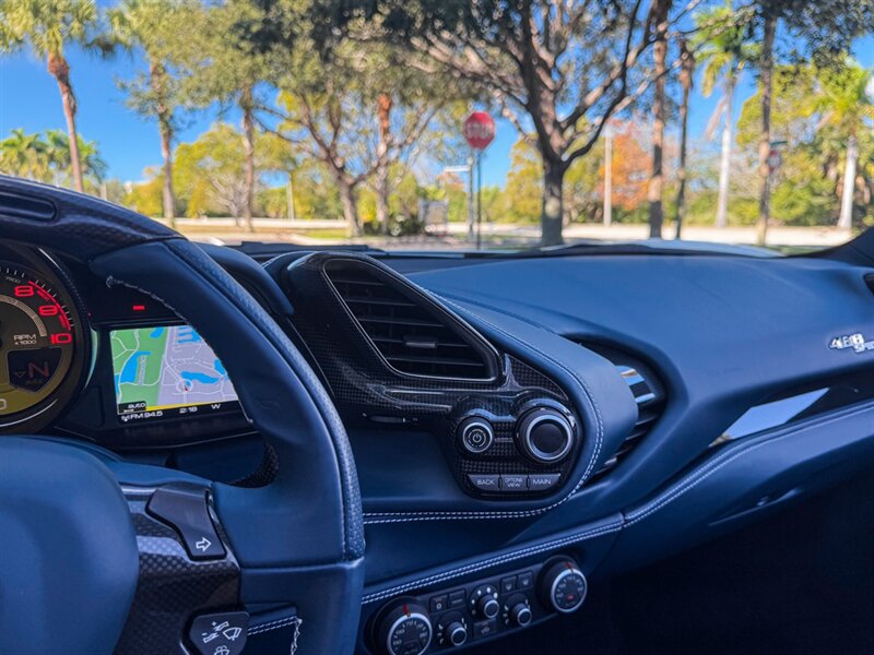 2018 Ferrari 488 Spider   - Photo 16 - Bonita Springs, FL 34134