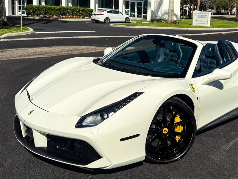 2018 Ferrari 488 Spider   - Photo 8 - Bonita Springs, FL 34134