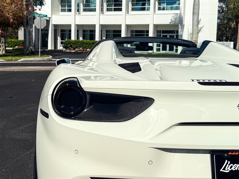2018 Ferrari 488 Spider   - Photo 51 - Bonita Springs, FL 34134