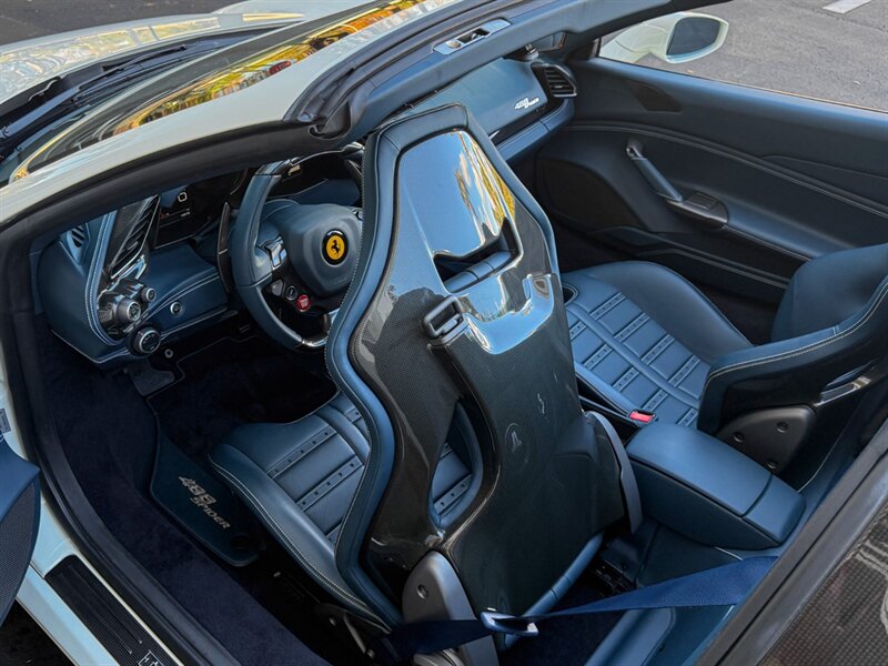 2018 Ferrari 488 Spider   - Photo 24 - Bonita Springs, FL 34134