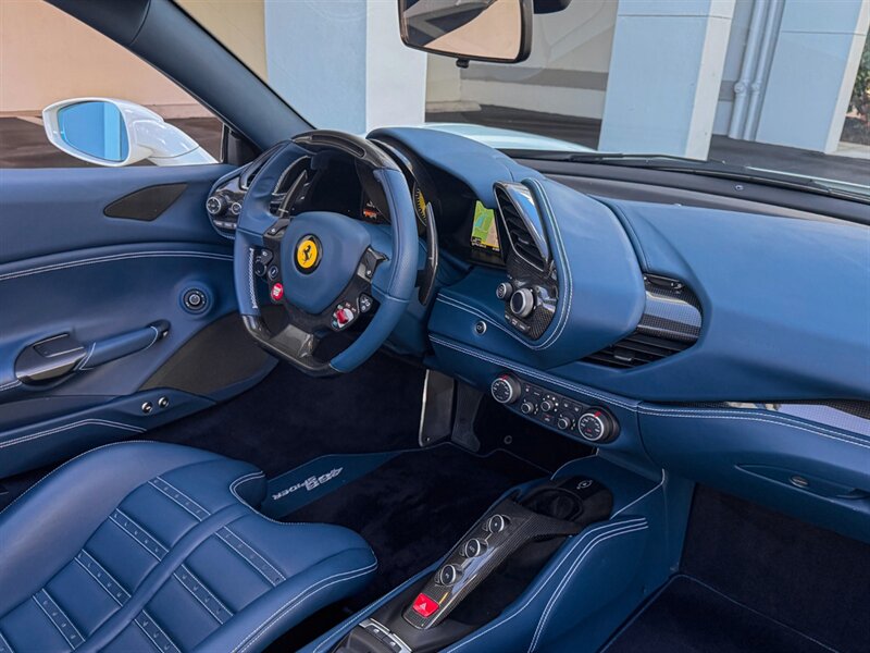 2018 Ferrari 488 Spider   - Photo 31 - Bonita Springs, FL 34134