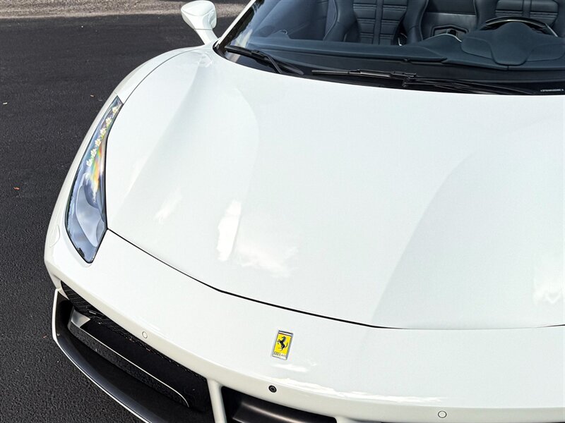 2018 Ferrari 488 Spider   - Photo 3 - Bonita Springs, FL 34134