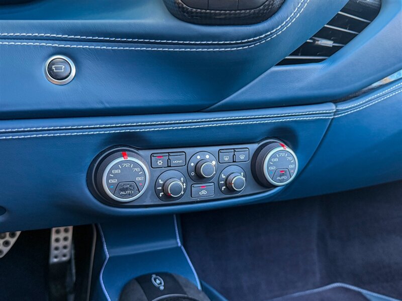 2018 Ferrari 488 Spider   - Photo 17 - Bonita Springs, FL 34134