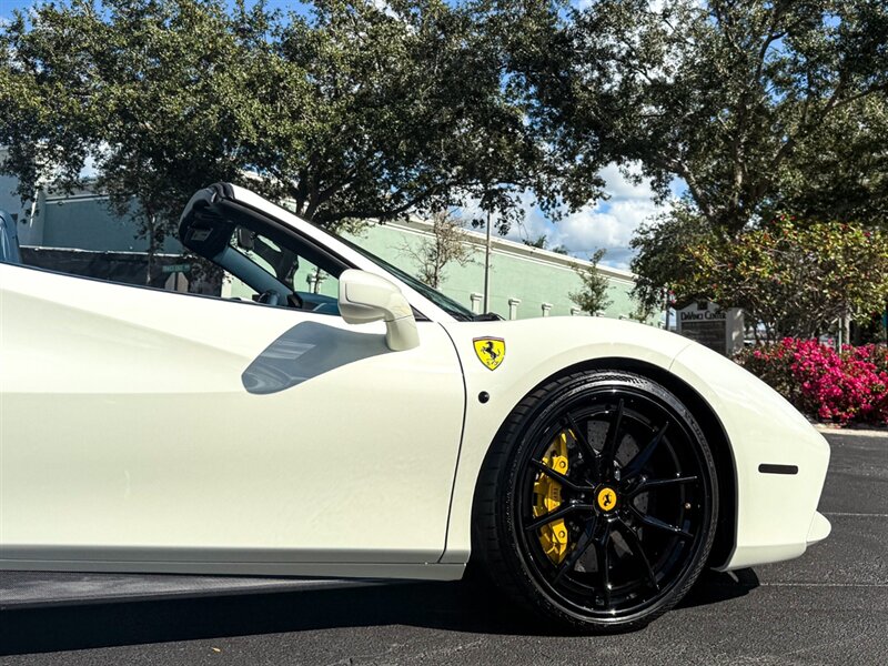 2018 Ferrari 488 Spider   - Photo 63 - Bonita Springs, FL 34134