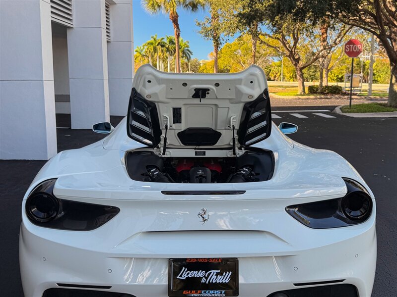 2018 Ferrari 488 Spider   - Photo 36 - Bonita Springs, FL 34134