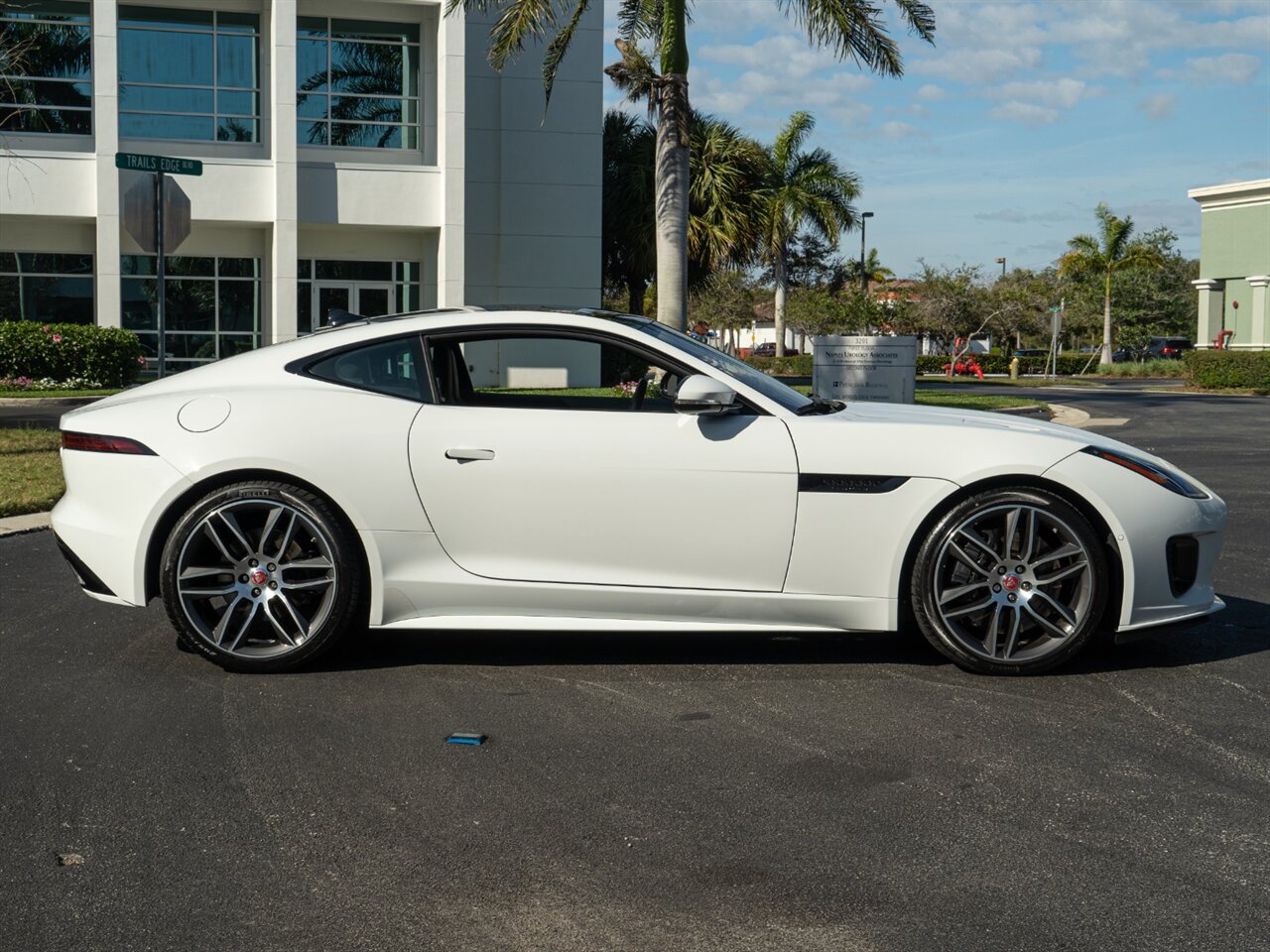 2018 Jaguar F-TYPE R-Dynamic   - Photo 29 - Bonita Springs, FL 34134