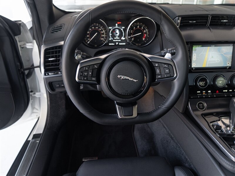 2018 Jaguar F-TYPE R-Dynamic - Photo 17 - Bonita Springs, FL 34134