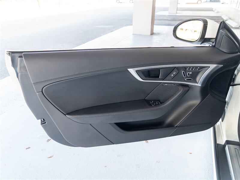 2018 Jaguar F-TYPE R-Dynamic - Photo 13 - Bonita Springs, FL 34134