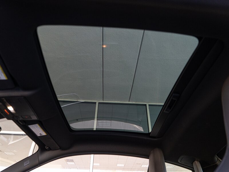 2018 Jaguar F-TYPE R-Dynamic - Photo 19 - Bonita Springs, FL 34134