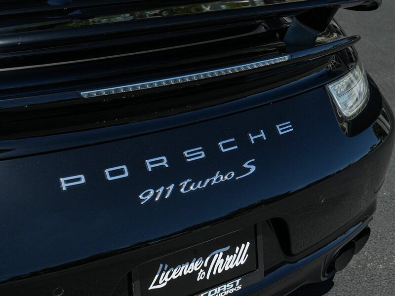 2015 Porsche 911 Turbo   - Photo 58 - Bonita Springs, FL 34134