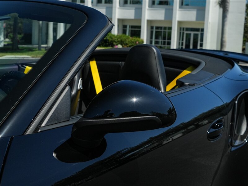 2015 Porsche 911 Turbo   - Photo 47 - Bonita Springs, FL 34134