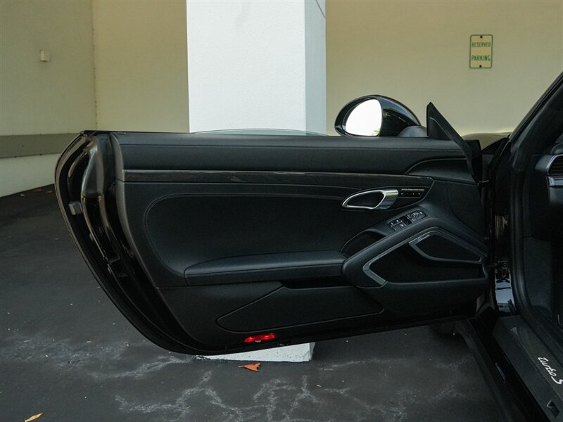 2015 Porsche 911 Turbo   - Photo 27 - Bonita Springs, FL 34134