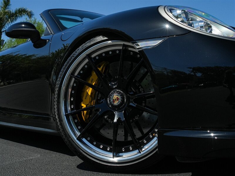 2015 Porsche 911 Turbo   - Photo 70 - Bonita Springs, FL 34134