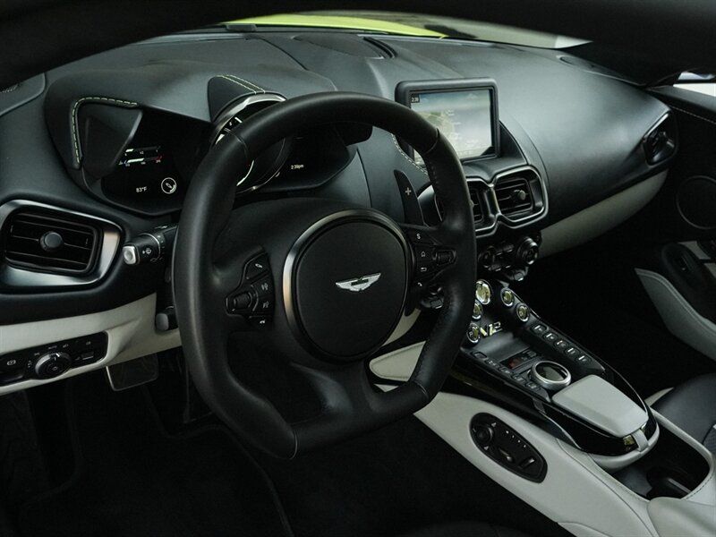 2023 Aston Martin Vantage V12 - Photo 27 - Bonita Springs, FL 34134