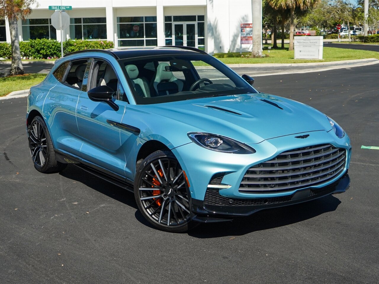 2023 Aston Martin DBX 707   - Photo 74 - Bonita Springs, FL 34134