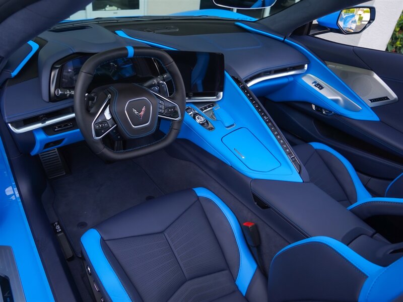 2021 Chevrolet Corvette Stingray   - Photo 2 - Bonita Springs, FL 34134